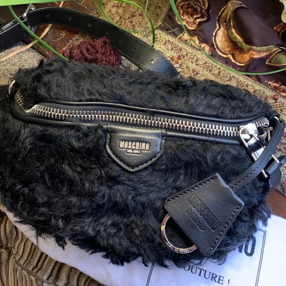 Authentic MOSCHINO Fur/Leather zip belt bag